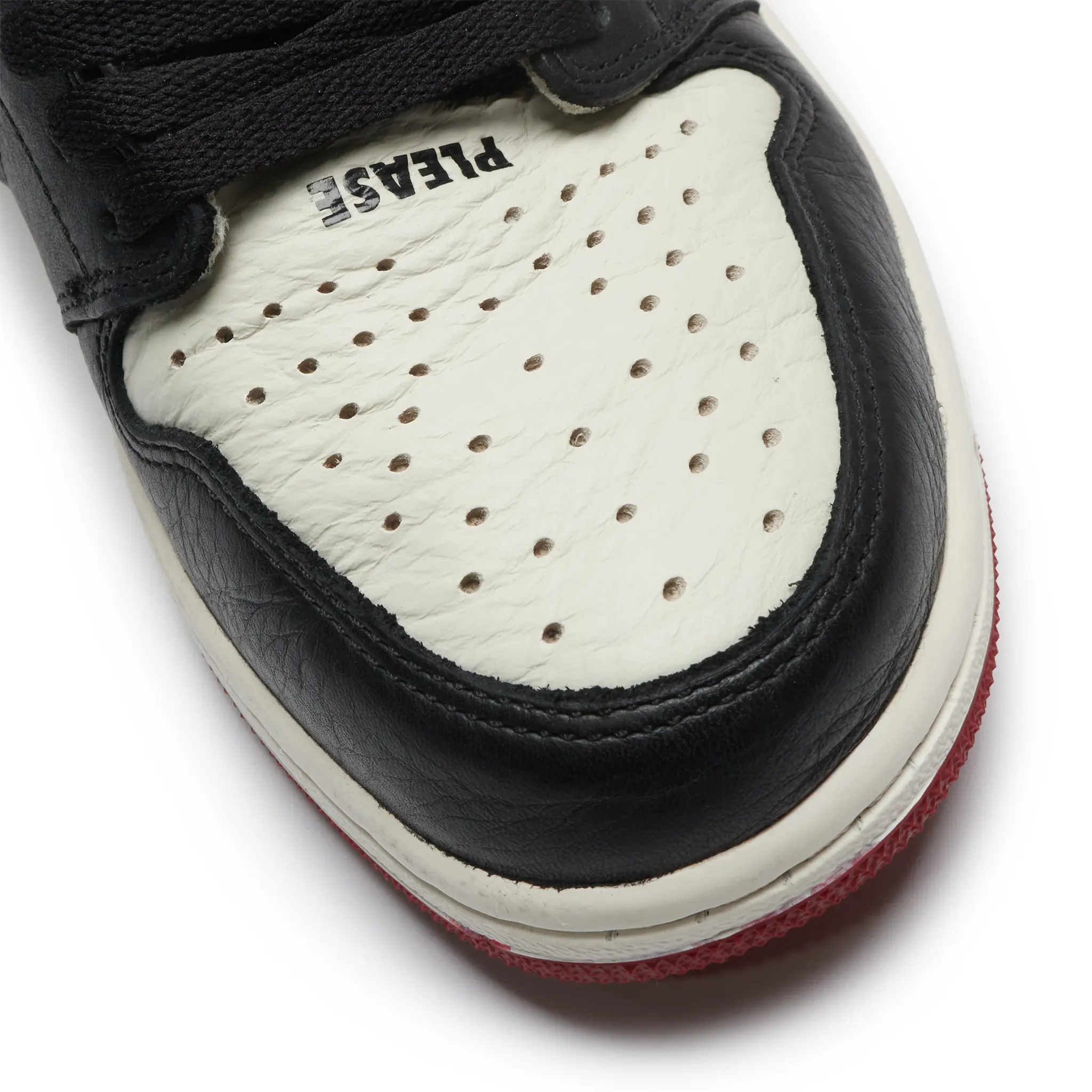 Toe view of Preloved - Air Jordan 1 Retro High OG 'Not For Resale'